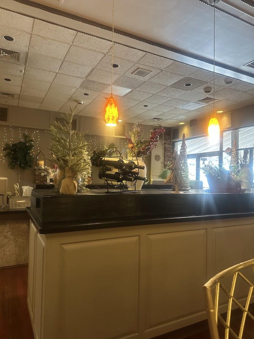 Adelina's Downtown